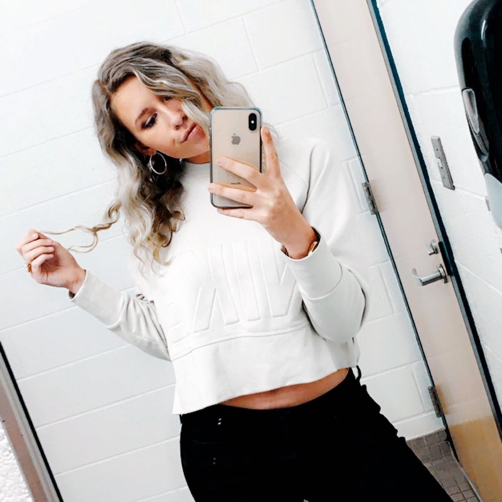 Meet your Posher, Maegan